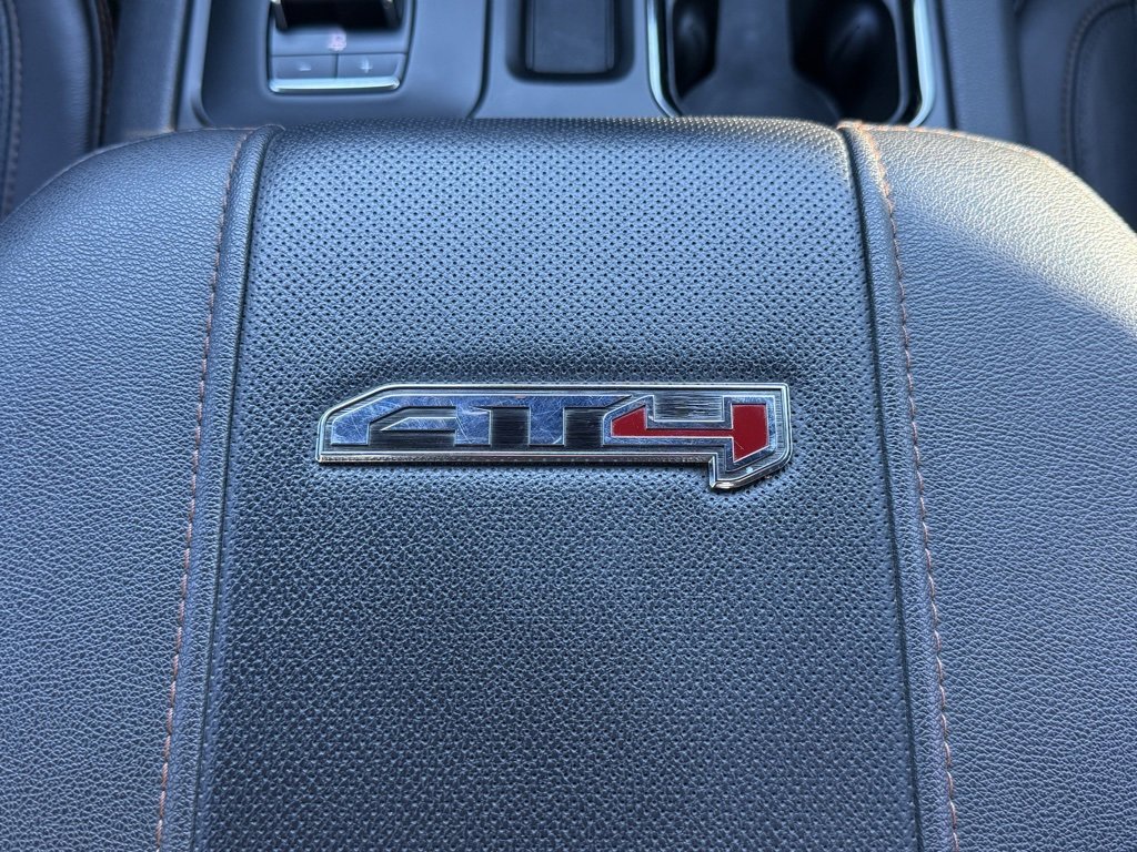 Used 2024 GMC Sierra 2500 AT4 w/ AT4 Premium Plus Package image 43
