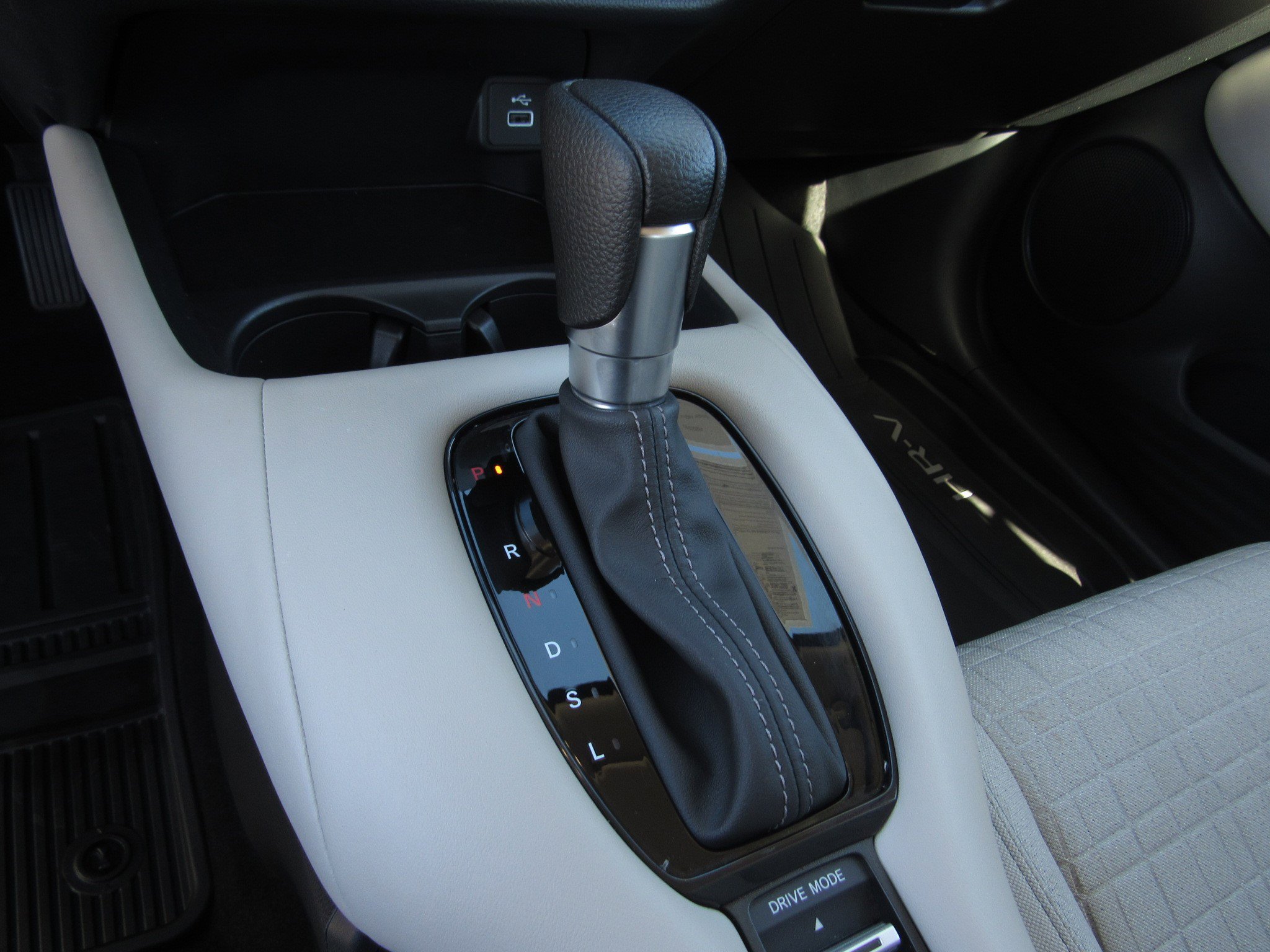 Used 2025 Honda HR-V LX image 20