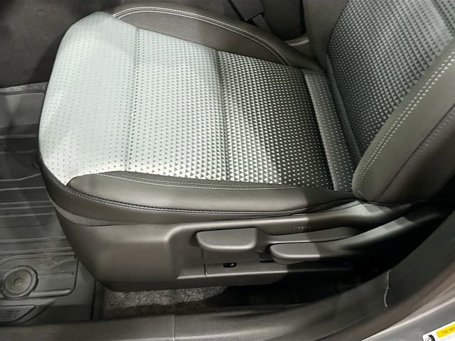 New 2026 Chevrolet Trax LT w/ Driver Confidence Package image 19