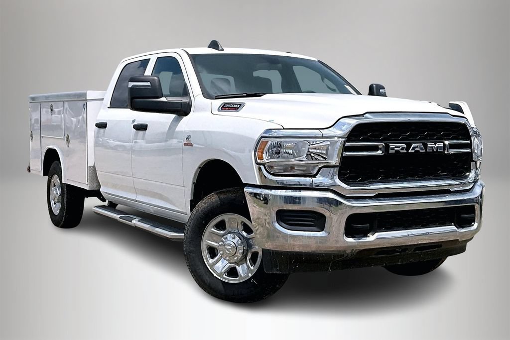 New 2024 RAM 3500 Tradesman w/ Chrome Appearance Group