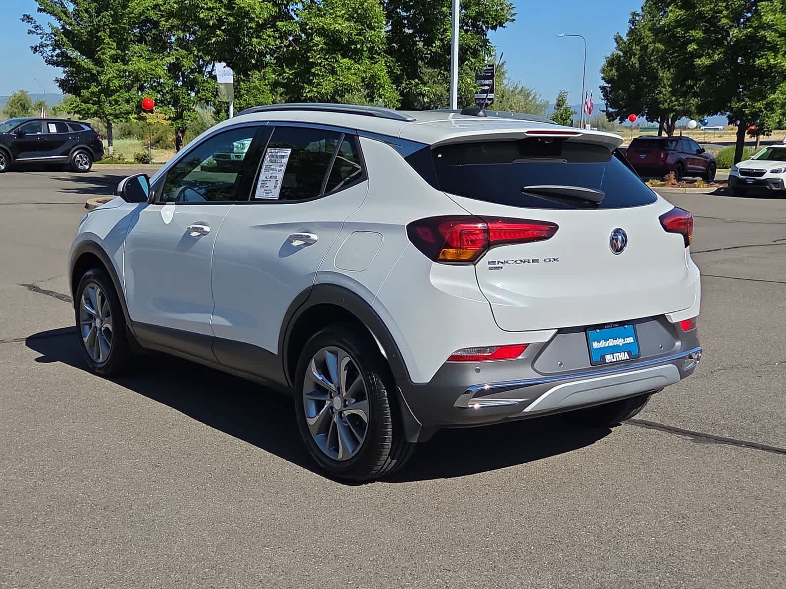 Used 2021 Buick Encore GX Essence w/ Advanced Technology Package AWD/4WD image 12