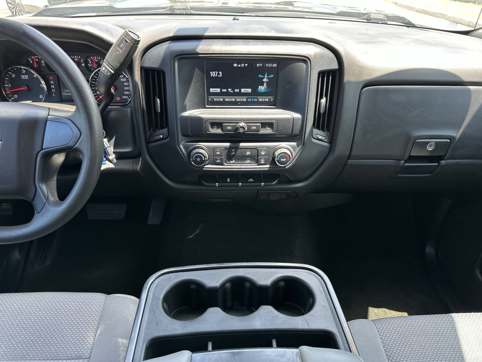 Used 2018 Chevrolet Silverado 1500 Custom w/ Custom Value Package RWD image 14