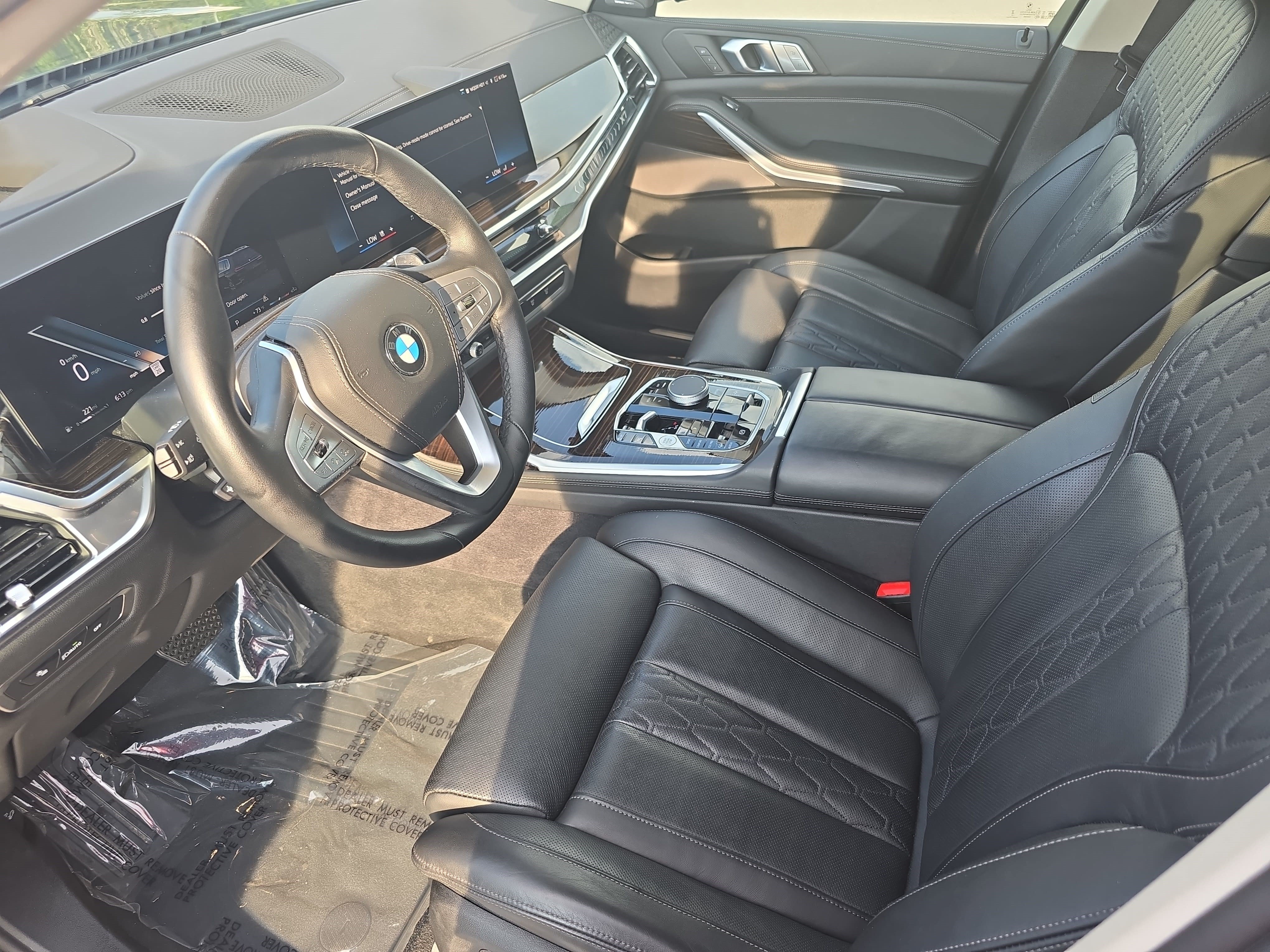Used 2026 BMW X7 xDrive40i AWD/4WD image 17