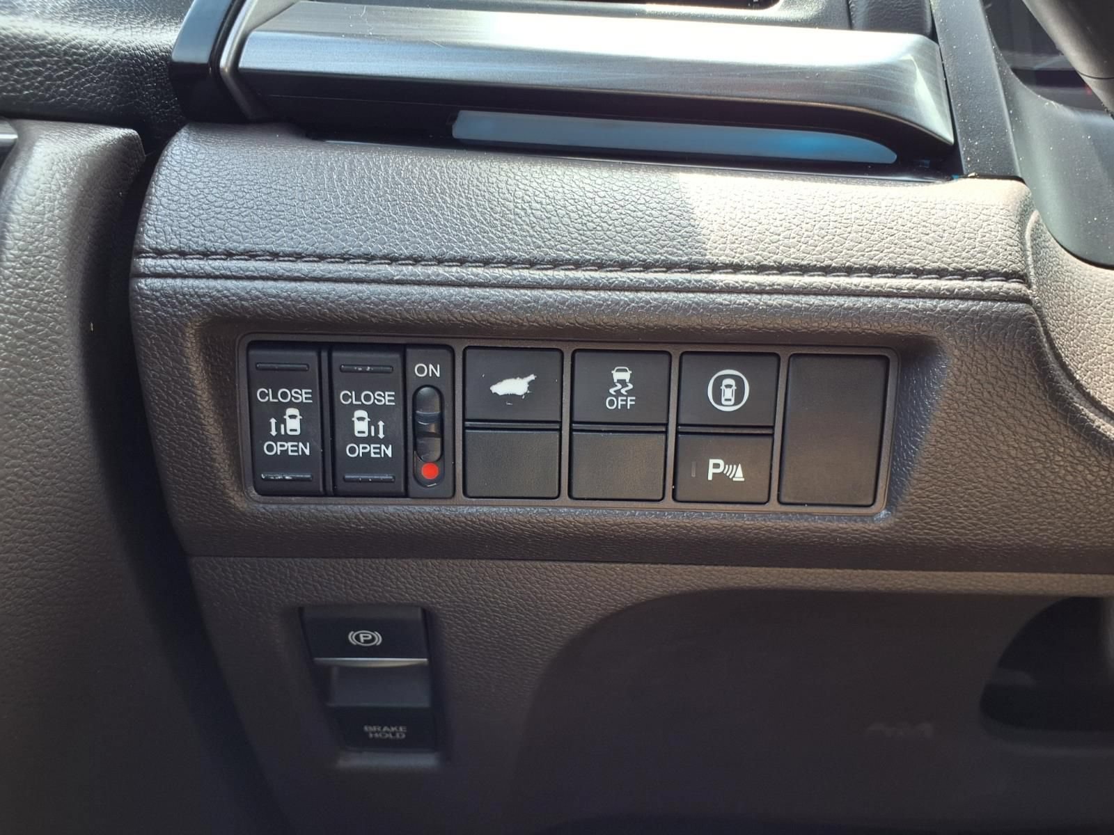 Used 2022 Honda Odyssey Elite image 15