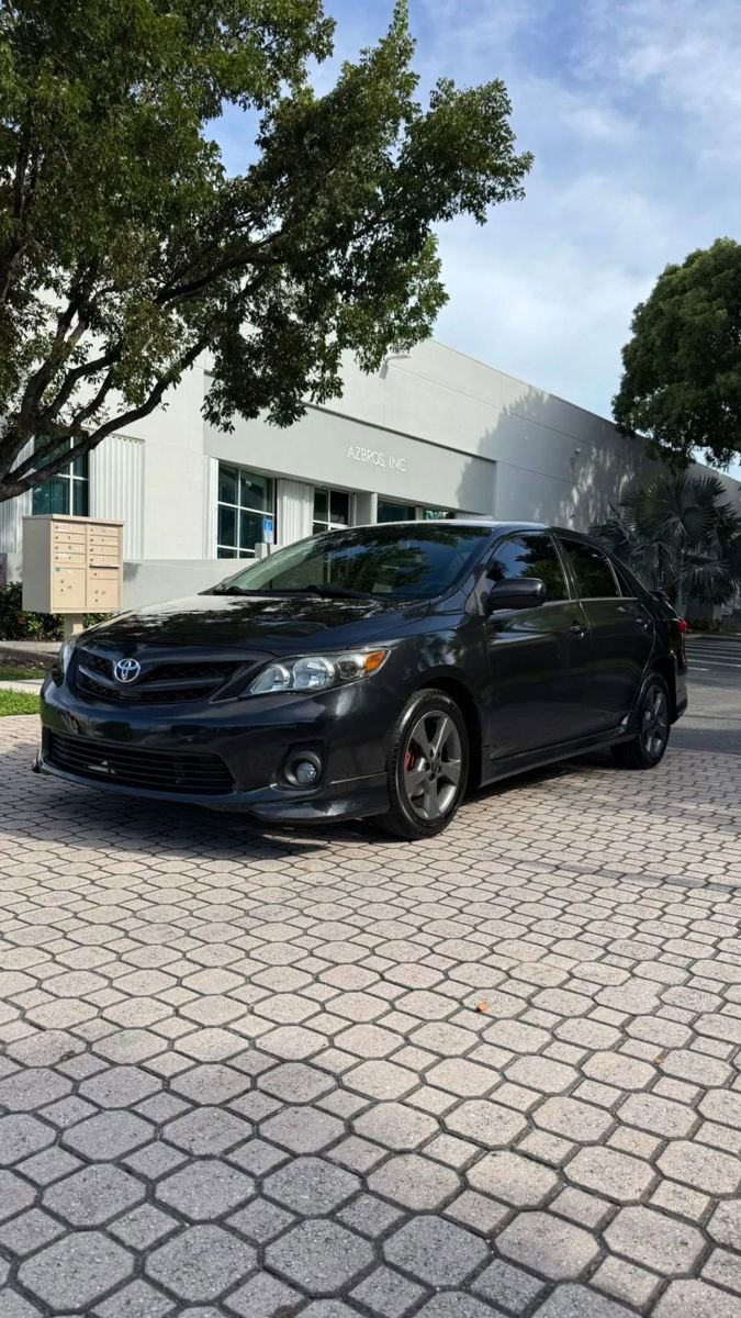 Used 2012 Toyota Corolla S image 3