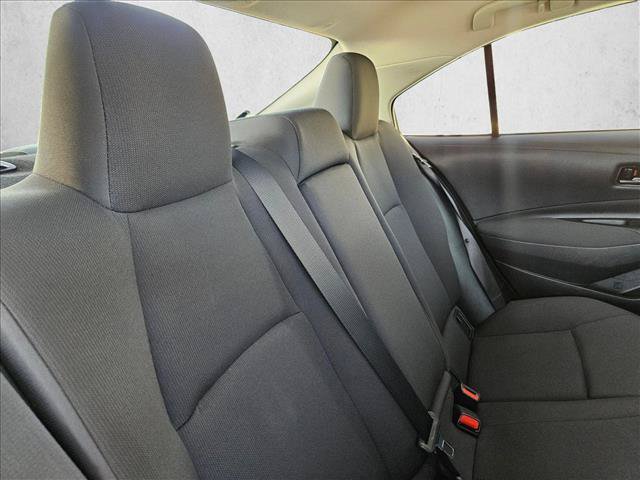 Used 2025 Toyota Corolla LE FWD image 15