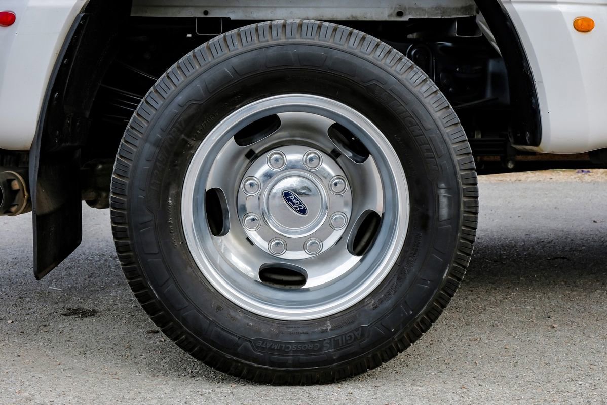 Used 2018 Ford F350 Platinum w/ Platinum Ultimate Package image 60