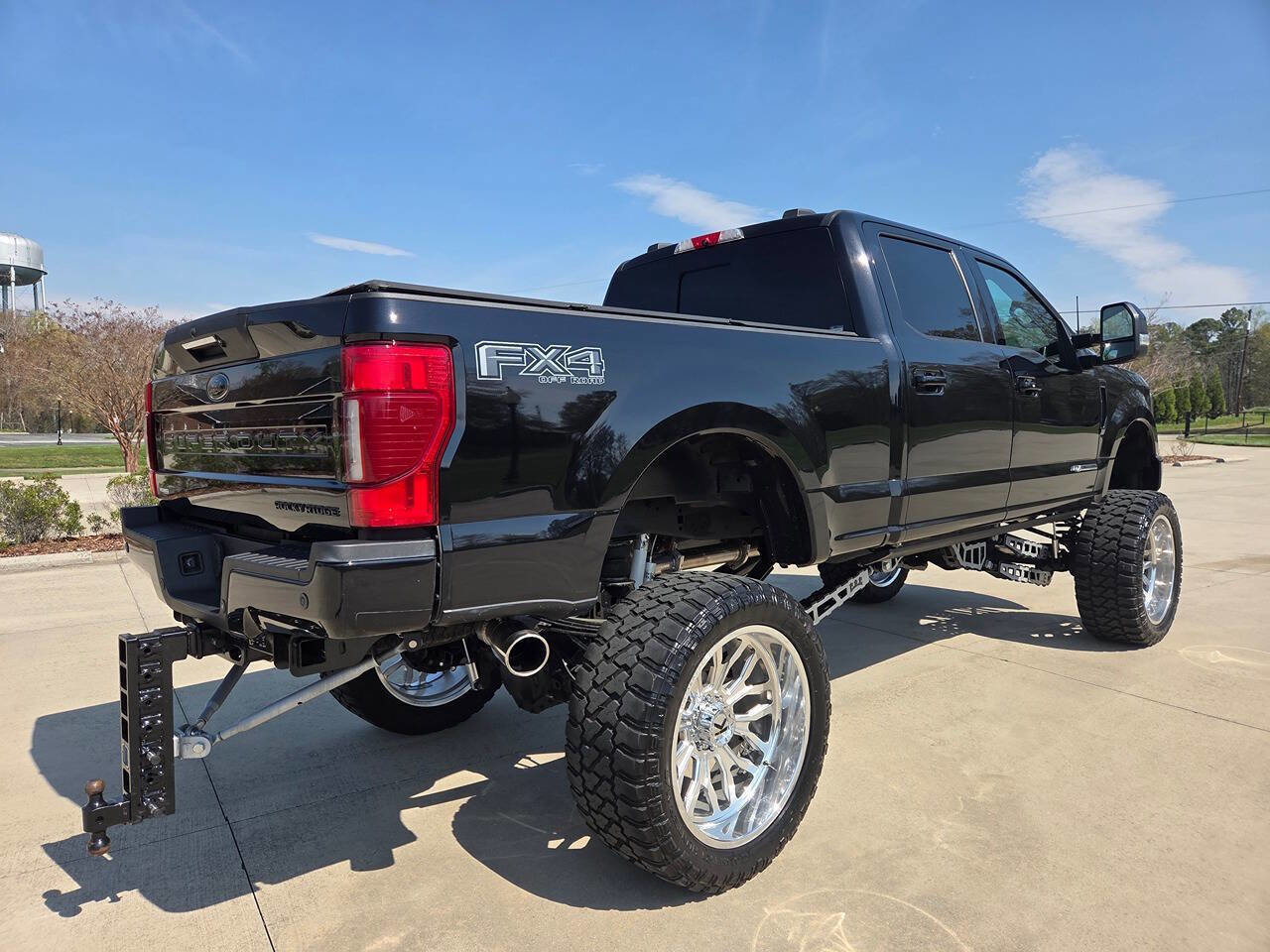 Used 2020 Ford F250 Lariat image 5