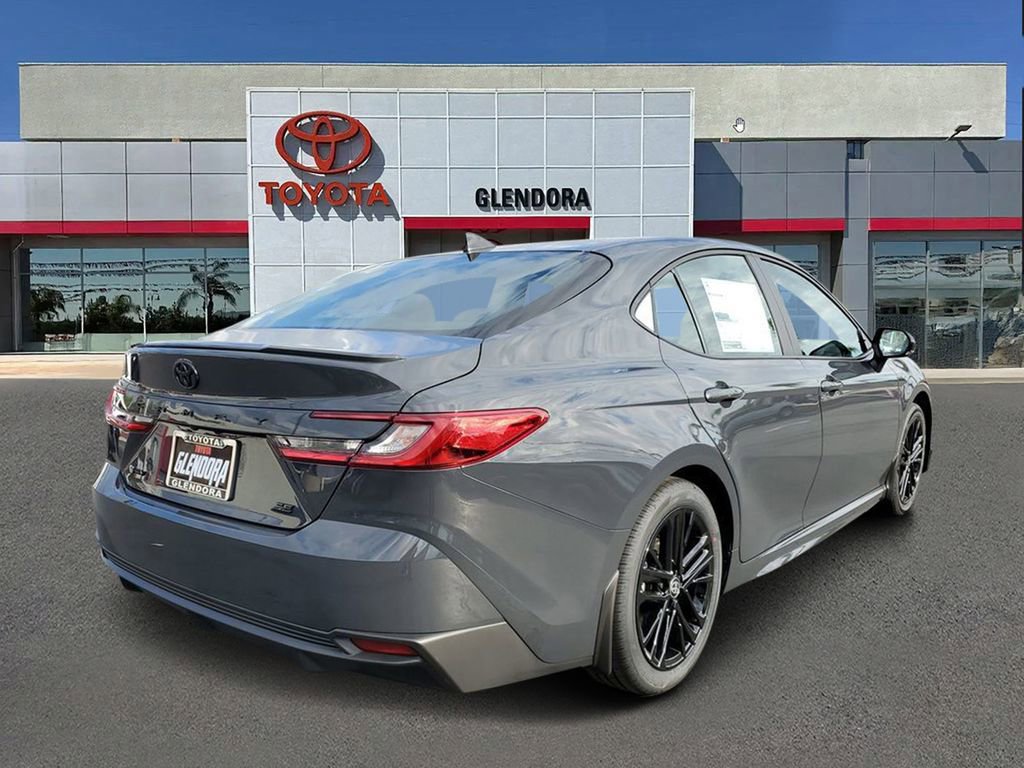 New 2026 Toyota Camry SE image 3