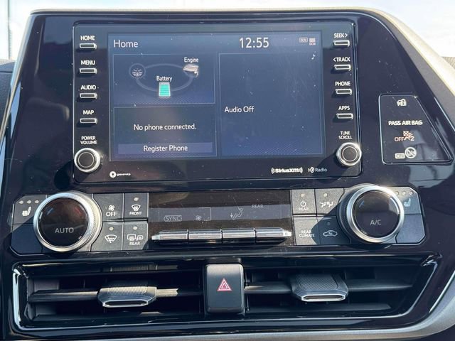 Used 2020 Toyota Highlander XLE image 26