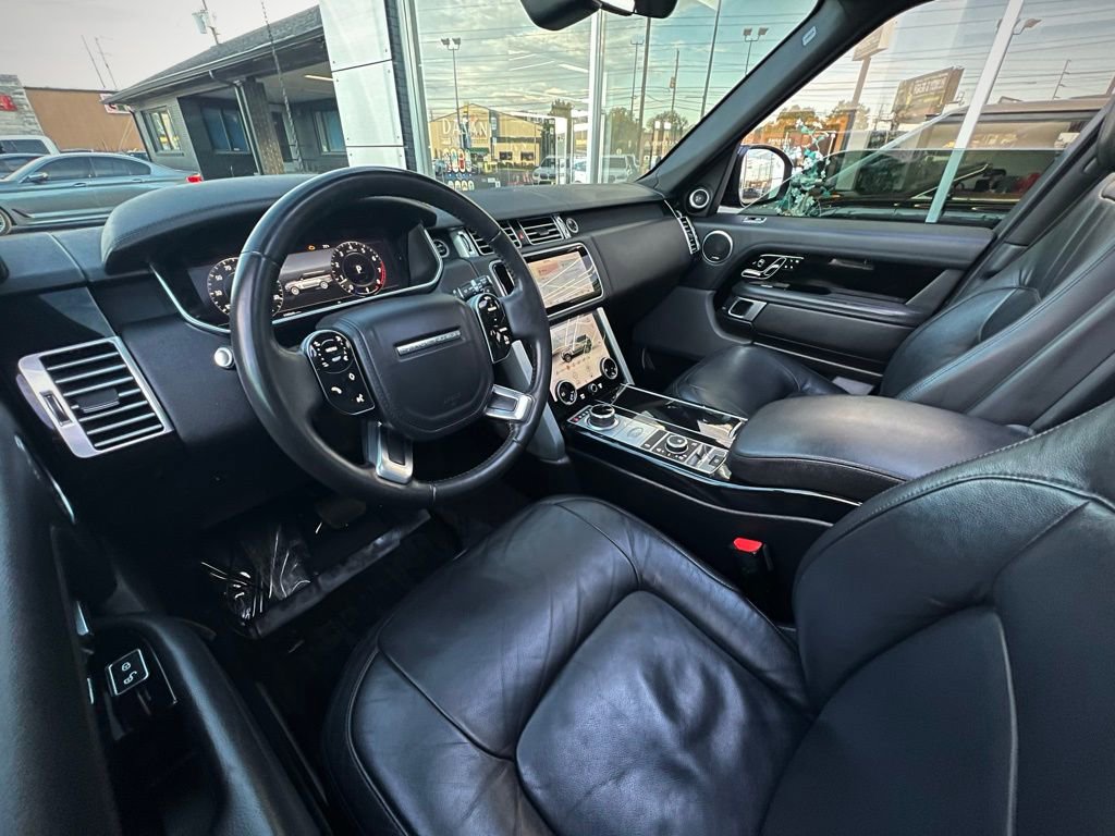 Used 2019 Land Rover Range Rover image 16