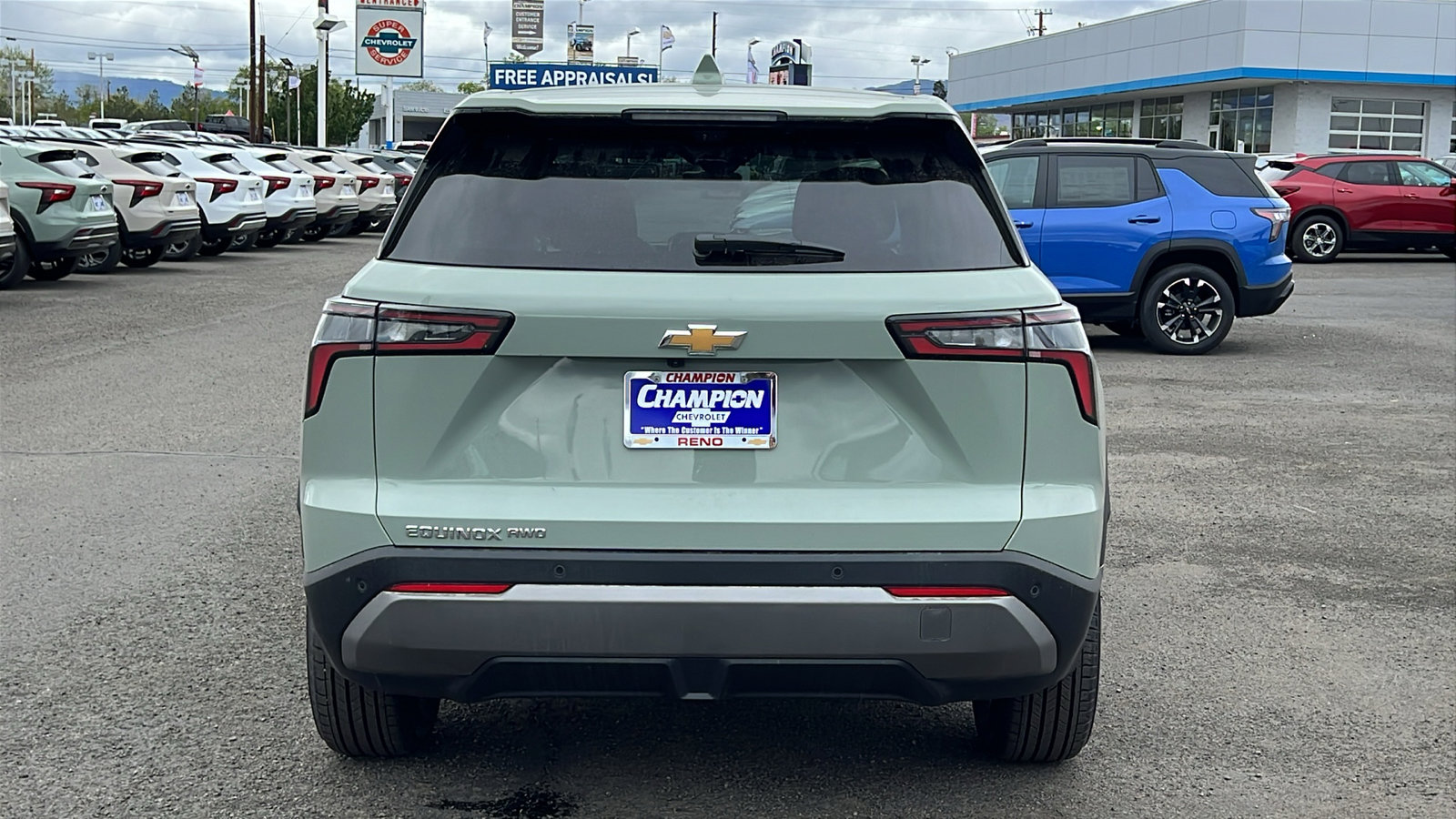 New 2026 Chevrolet Equinox LT w/ Safety and Technology Package AWD/4WD image 6