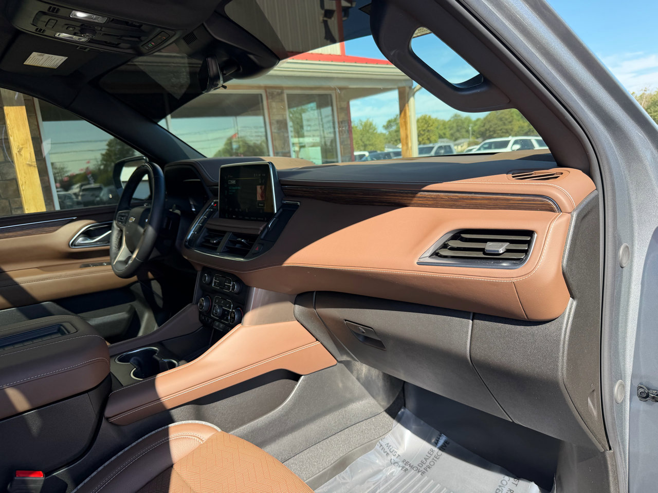 Used 2024 Chevrolet Tahoe High Country w/ Advanced Technology Package image 31