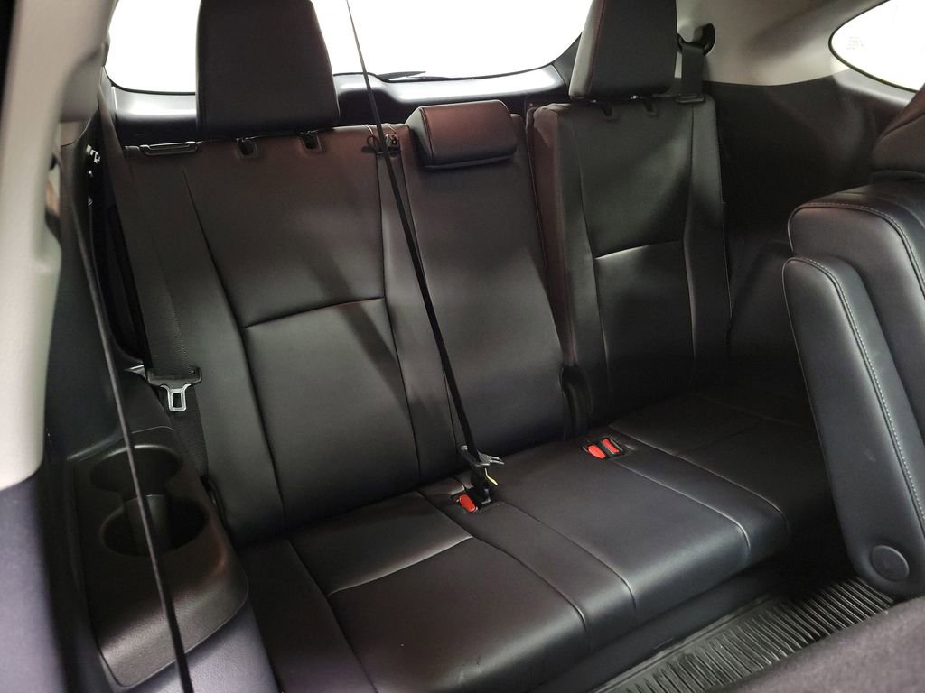 Used 2025 Toyota Highlander Platinum image 28