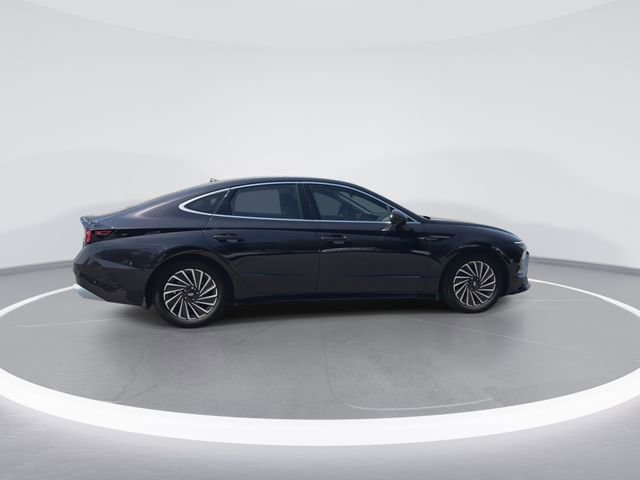 Used 2025 Hyundai Sonata Limited image 8