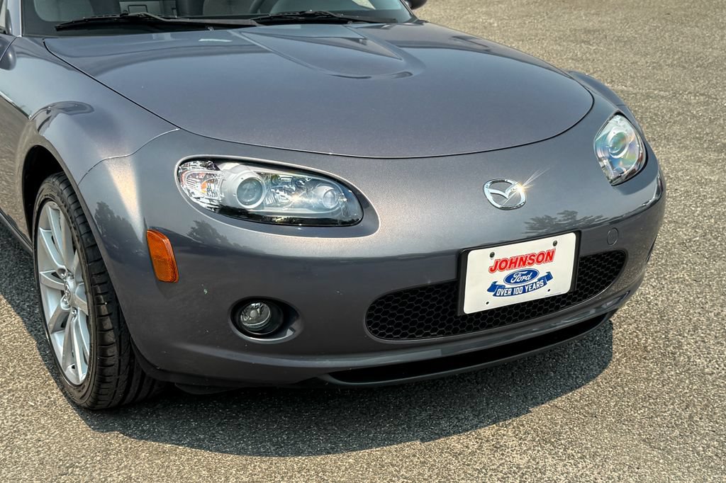 Used 2006 MAZDA MX-5 Miata Sport w/ Suspension Pkg RWD image 9