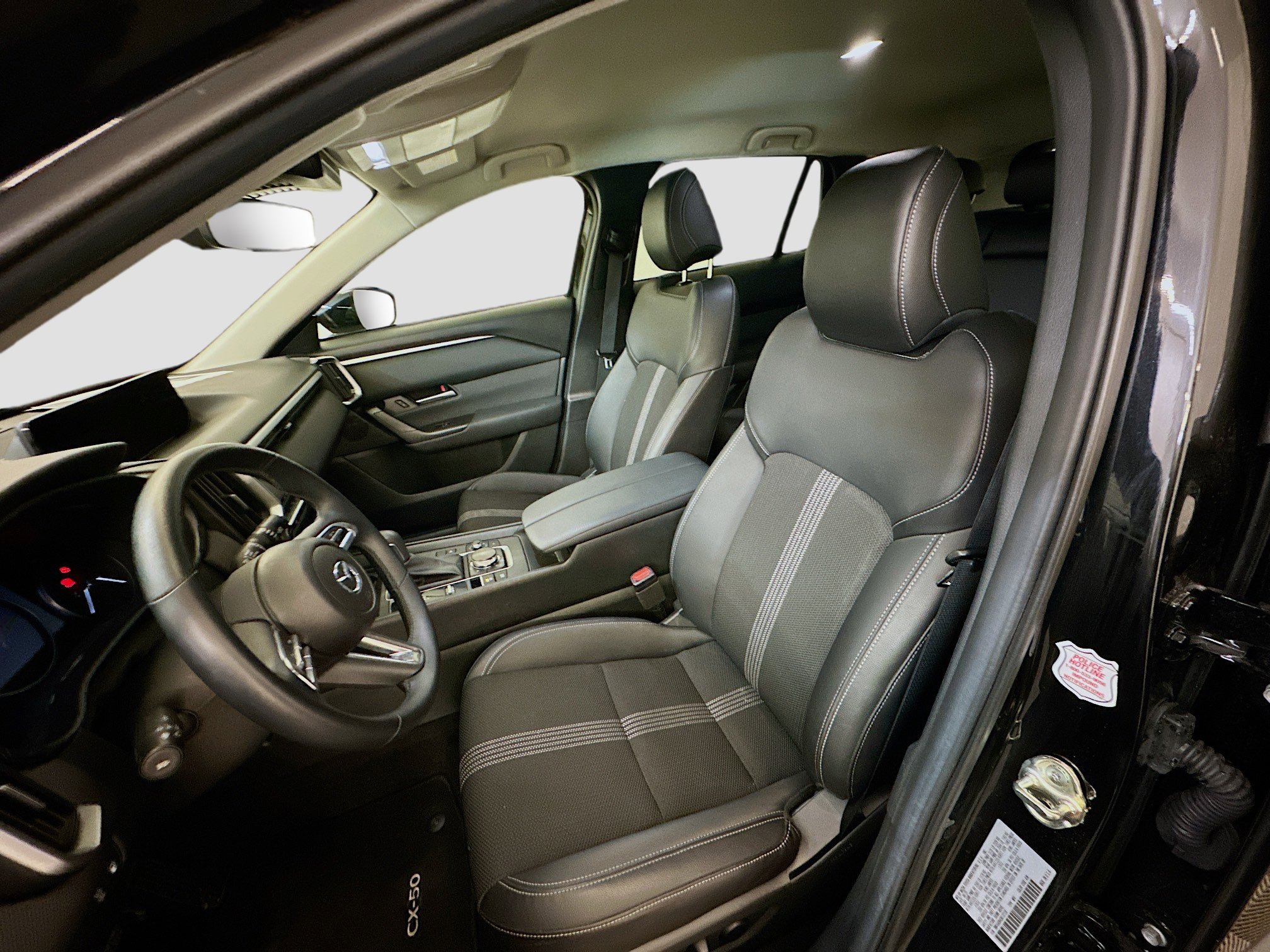 Used 2025 MAZDA CX-50 2.5 Hybrid w/ Preferred Pkg AWD/4WD image 13