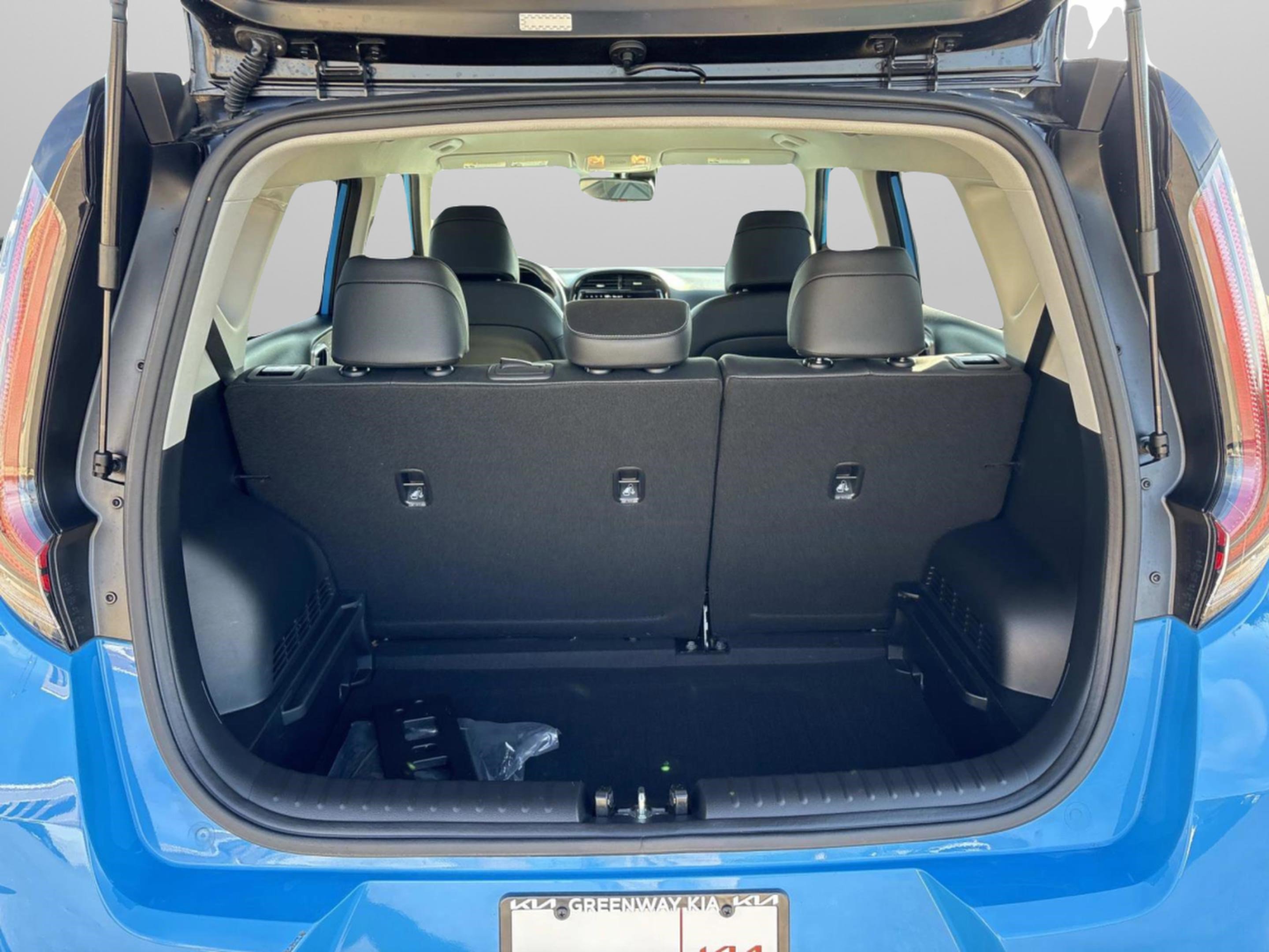 Used 2023 Kia Soul GT-Line image 32