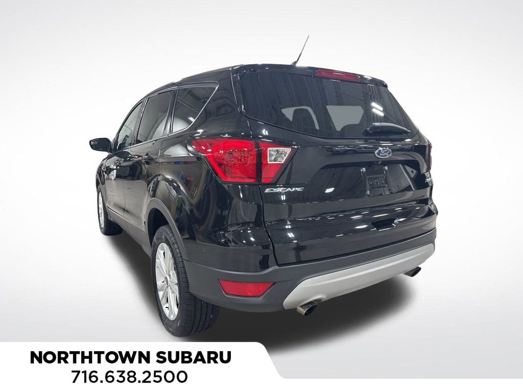 Used 2019 Ford Escape SE image 28