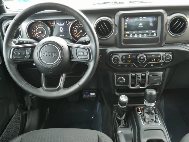 Used 2022 Jeep Gladiator Sport image 15
