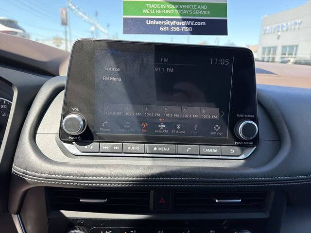 Used 2023 Nissan Rogue S FWD image 21