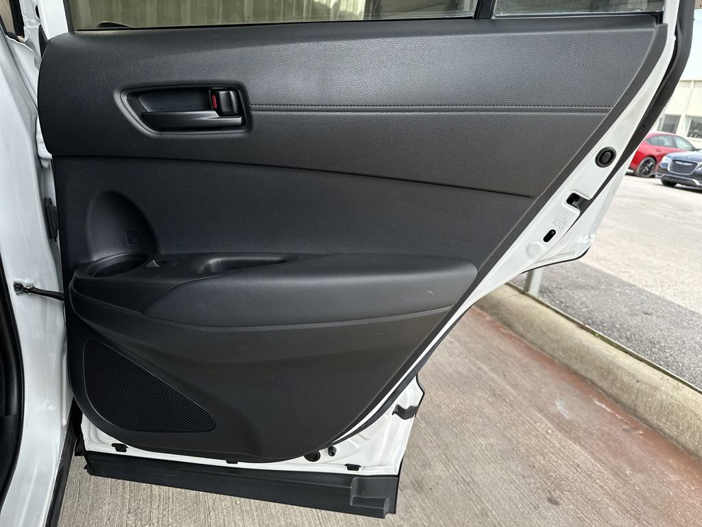 Used 2022 Toyota Corolla Cross LE image 31