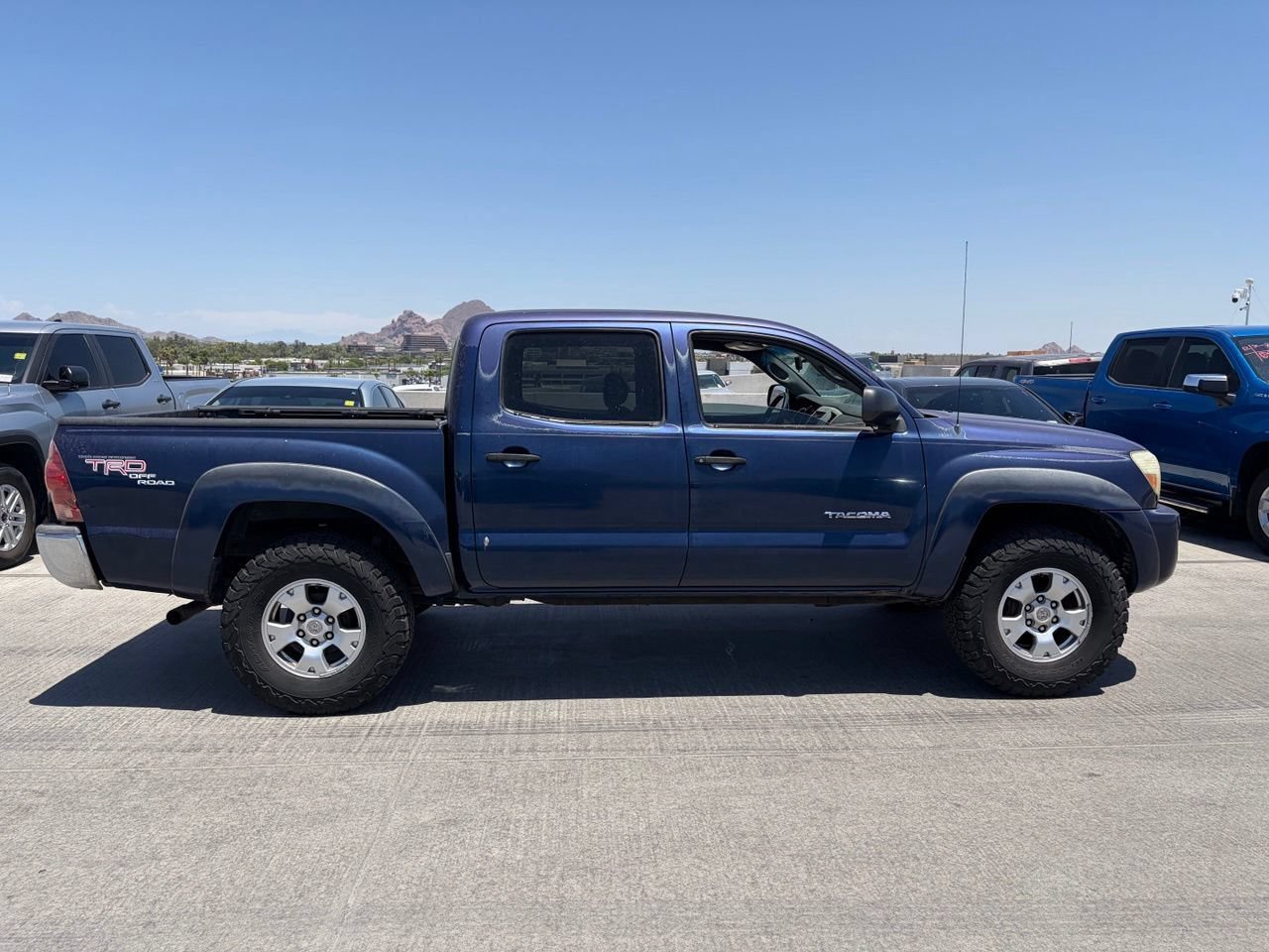 Used 2006 Toyota Tacoma PreRunner RWD image 3