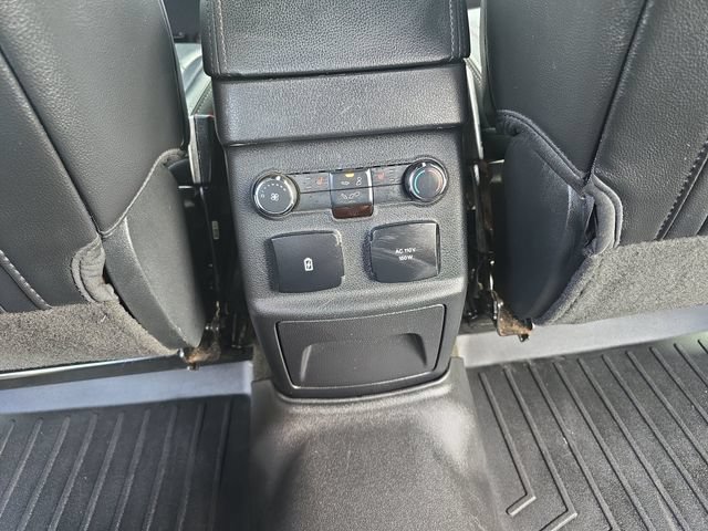 Used 2017 Ford Explorer Limited w/ Equipment Group 303A AWD/4WD image 17