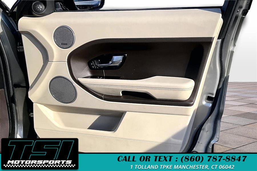 Used 2014 Land Rover Range Rover Evoque Prestige image 24
