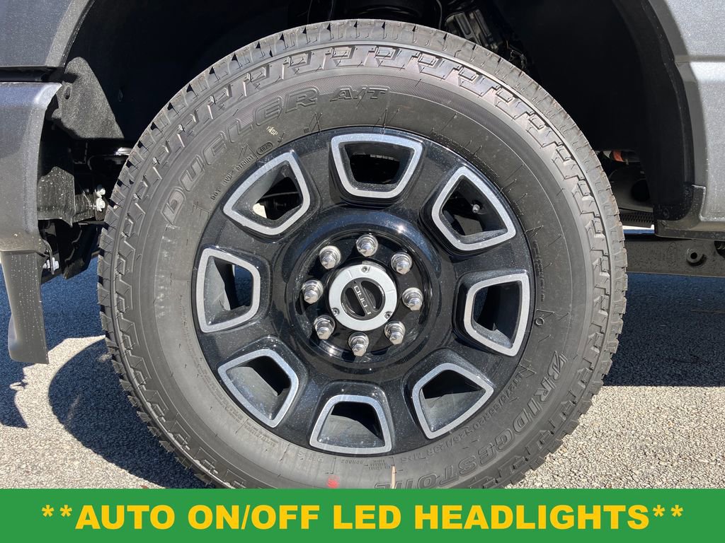 New 2026 Ford F350 Platinum image 14