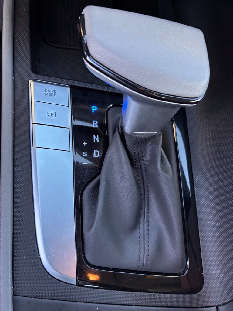 Certified 2026 Hyundai Elantra Sport FWD image 36