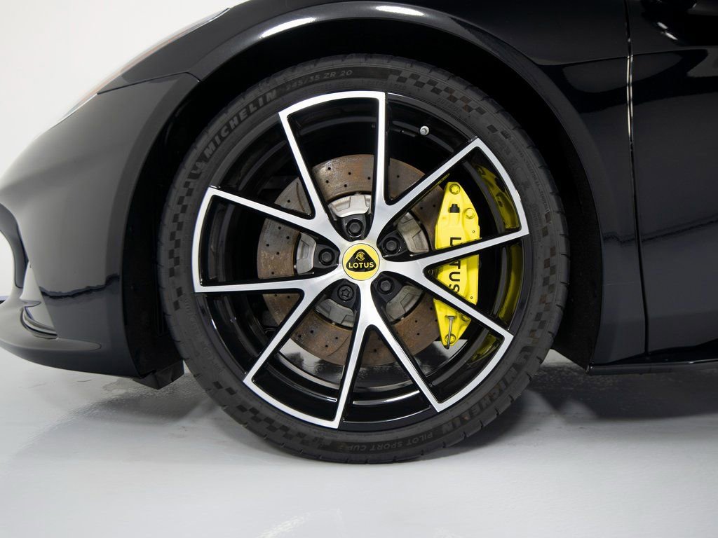 Used 2025 Lotus Emira image 9
