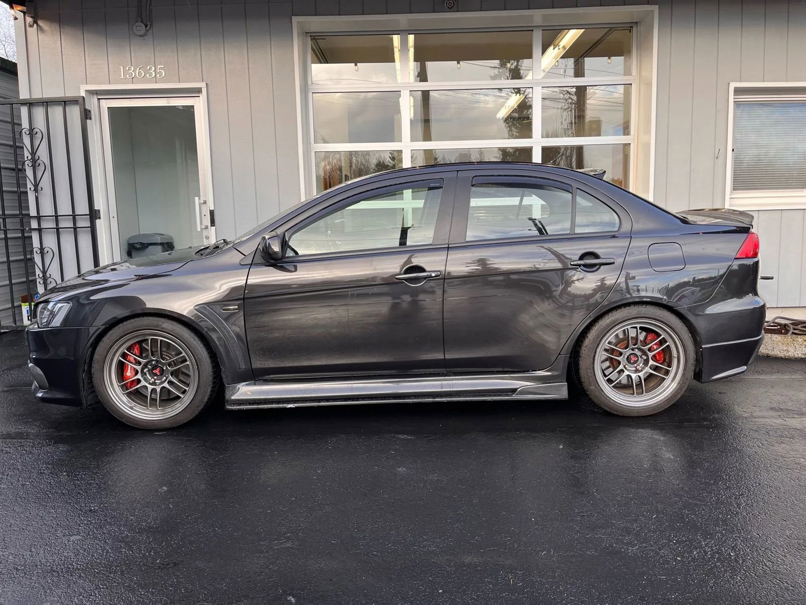 Used 2010 Mitsubishi Lancer Evolution GSR image 6