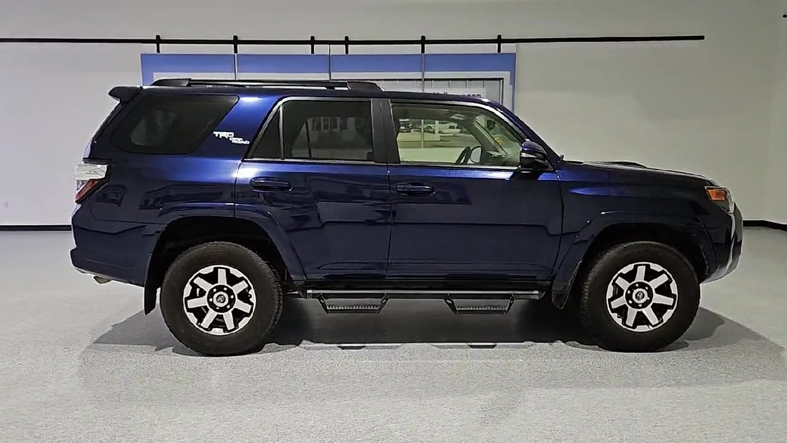 Used 2021 Toyota 4Runner TRD Off-Road Premium AWD/4WD image 9