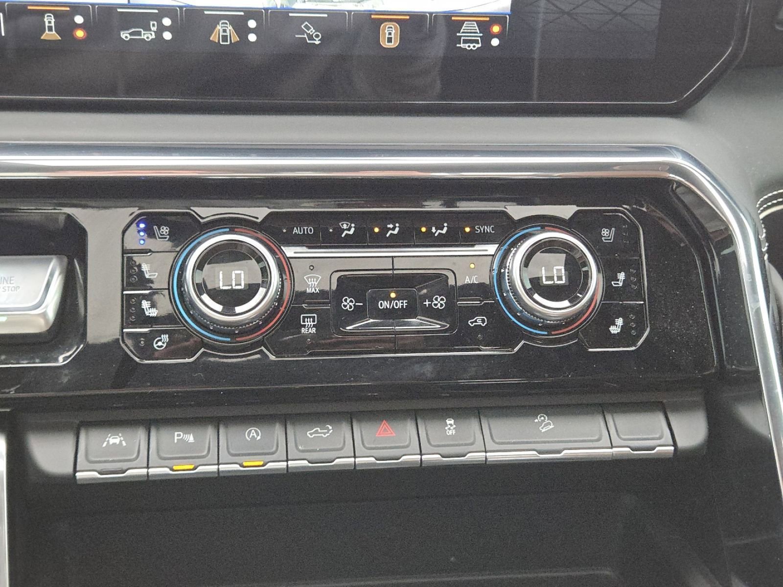 Used 2025 GMC Sierra 1500 Denali Ultimate image 39