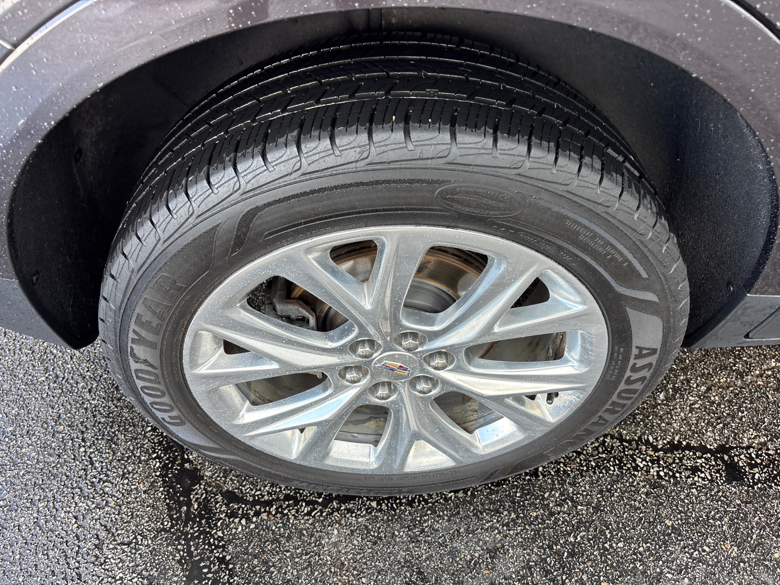 Used 2018 Cadillac XT5 Luxury w/ Driver Awareness Package FWD image 10