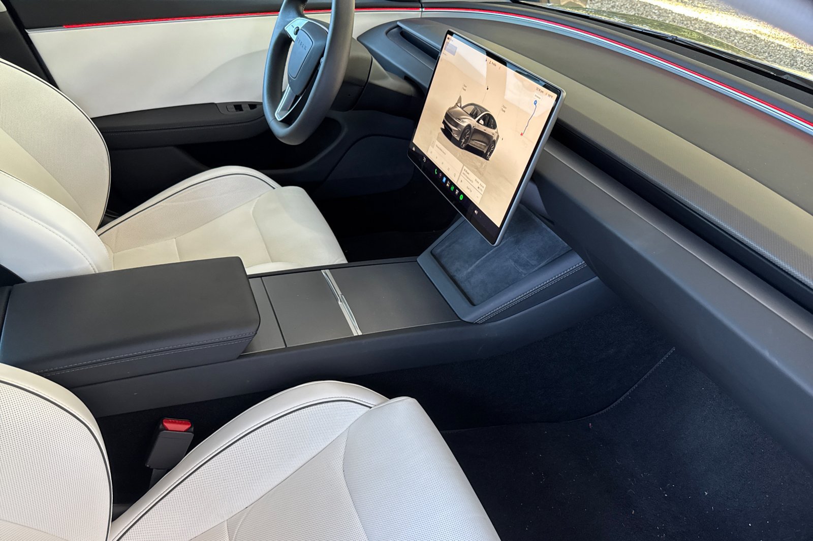 Used 2024 Tesla Model 3 Performance AWD/4WD image 18