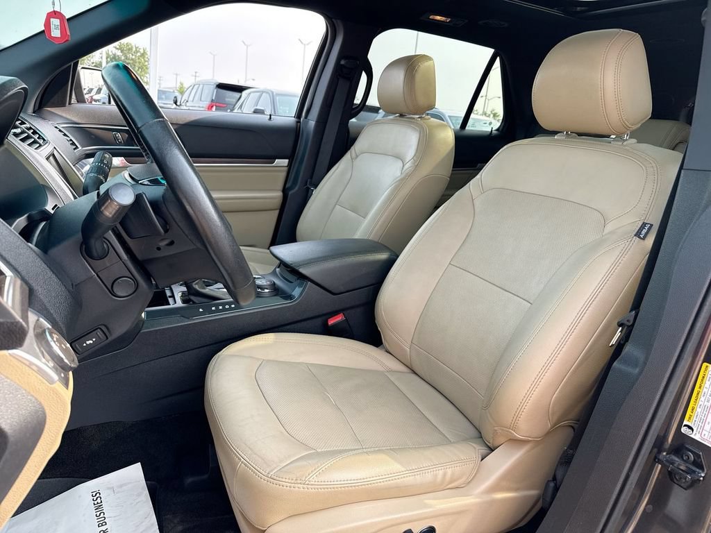 Used 2016 Ford Explorer Limited AWD/4WD image 11