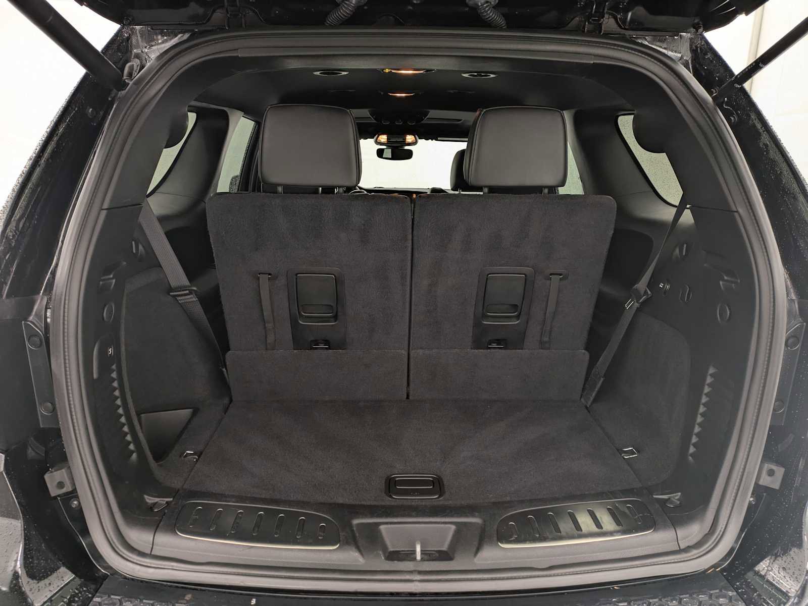 Used 2021 Dodge Durango R/T w/ Blacktop Package image 35