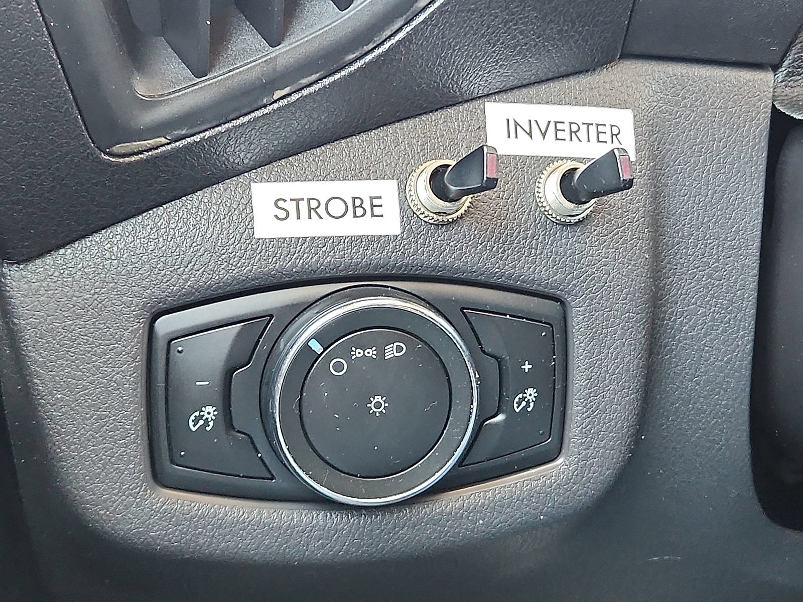 Used 2014 Ford Transit Connect XL FWD image 11