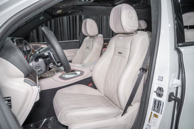 New 2026 Mercedes-Benz GLS 63 AMG 4MATIC image 11