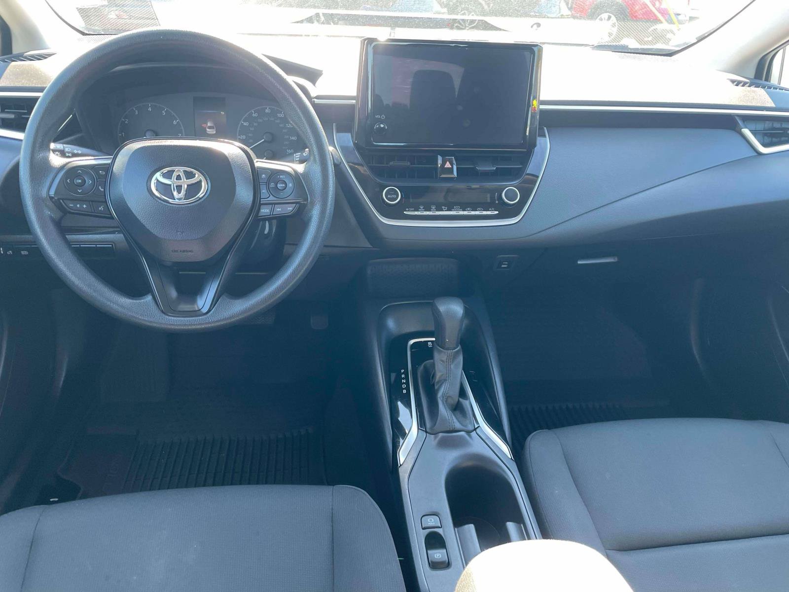 Used 2024 Toyota Corolla LE FWD image 15