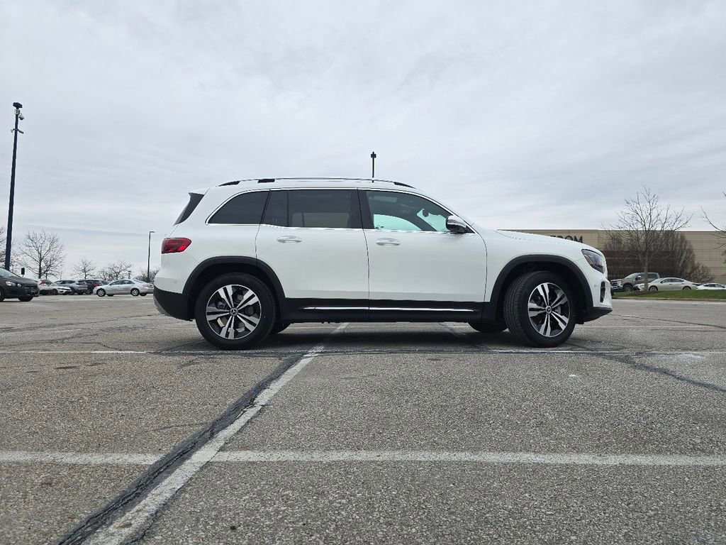 New 2026 Mercedes-Benz GLB 250 4MATIC image 16