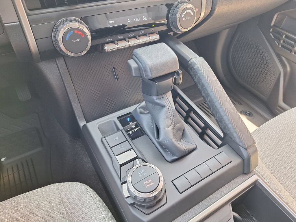 New 2026 Toyota 4Runner SR5 AWD/4WD image 20
