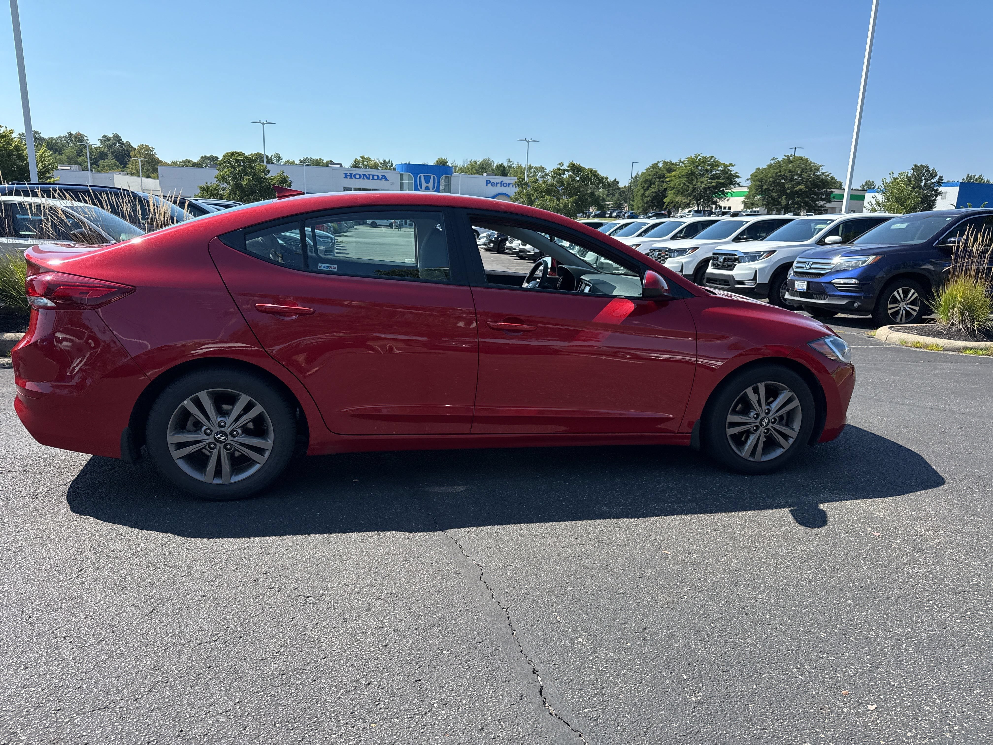 Used 2018 Hyundai Elantra SEL w/ Cargo Package FWD image 17
