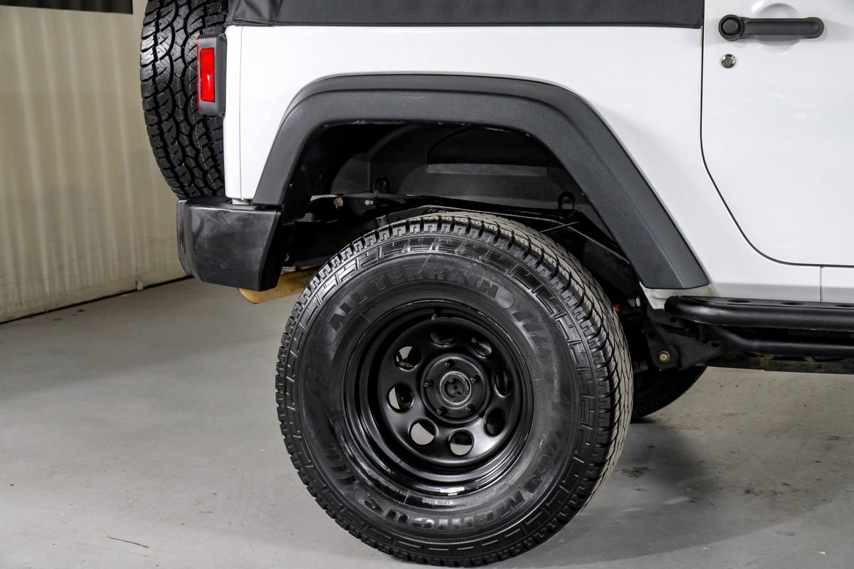 Used 2018 Jeep Wrangler Sport image 6
