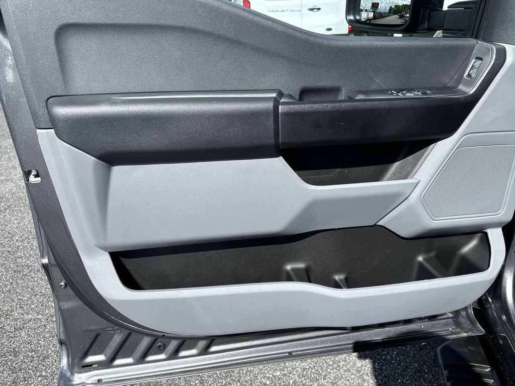 New 2025 Ford F350 XL w/ XL Chrome Package RWD image 10