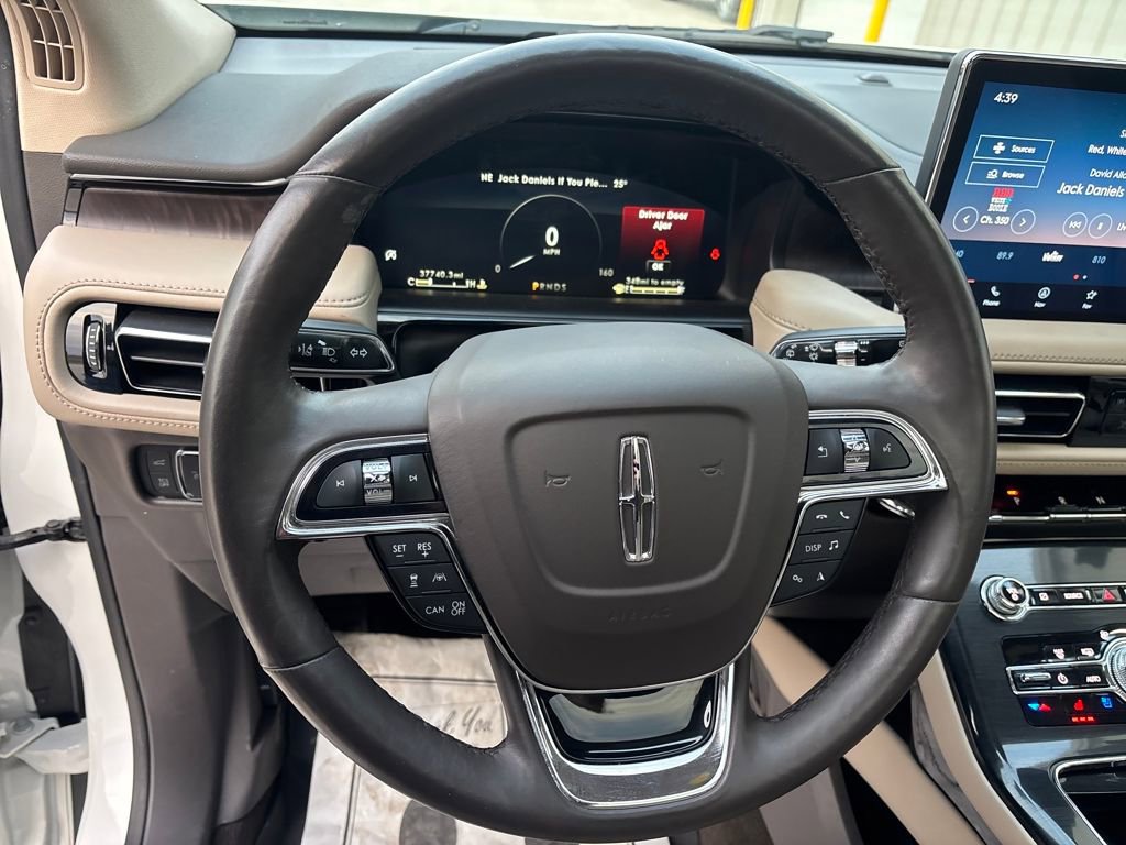 Used 2022 Lincoln Nautilus Reserve w/ Equipment Group 201A image 17