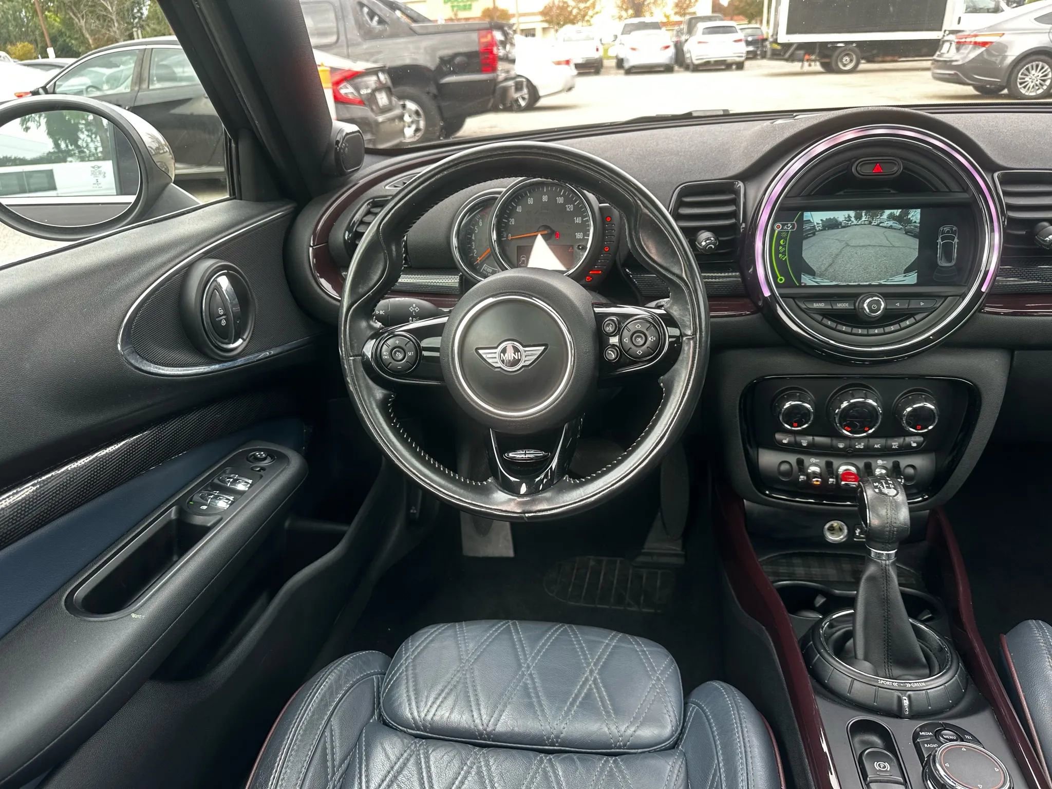 Used 2017 MINI Cooper Clubman image 22
