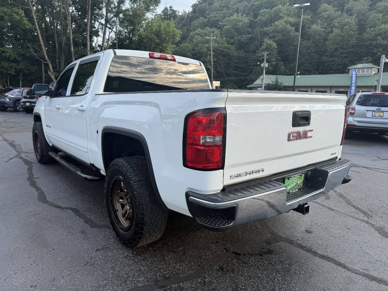 Used 2016 GMC Sierra 1500 SLE w/ SLE Value Package AWD/4WD image 8